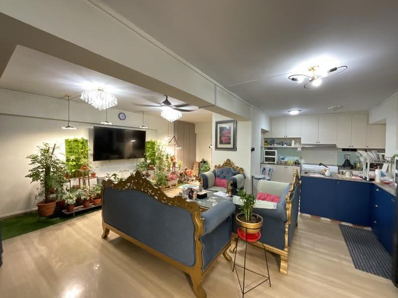 755 Woodlands Avenue 4, 755 Woodlands Avenue 4, Admiralty / Woodlands, 4 Bedrooms, 1,313 sqft, HDB Flat For Sale, by Joan Cheng 钟佳晖, 500271630 - Living Room - PropertyGuru.com.sg