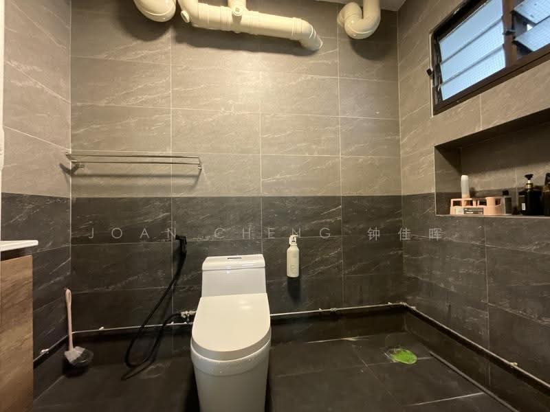 755 Woodlands Avenue 4, 755 Woodlands Avenue 4, Admiralty / Woodlands, 4 Bedrooms, 1,313 sqft, HDB Flat For Sale, by Joan Cheng 钟佳晖, 500271630 - Bathroom - PropertyGuru.com.sg