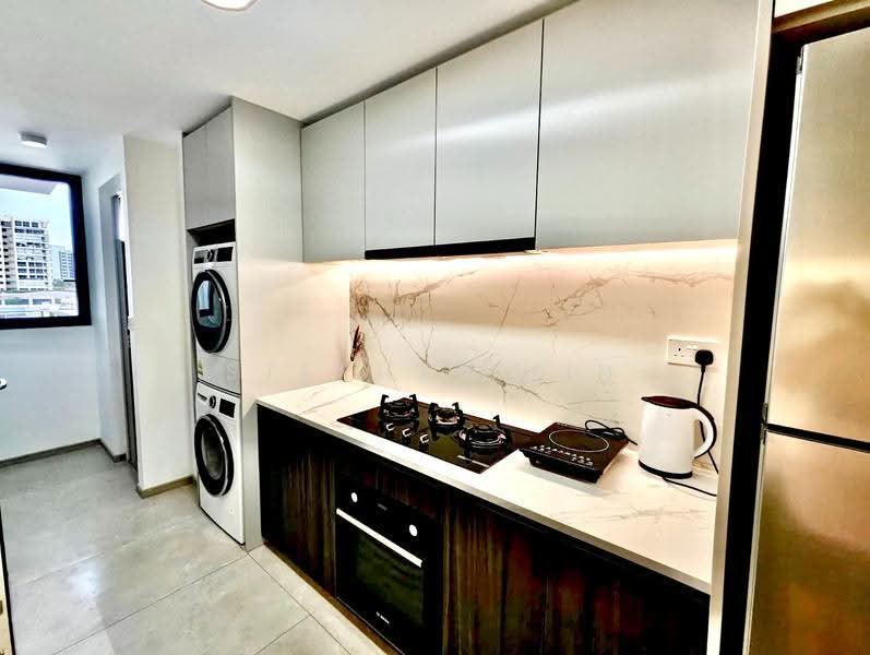 Sky Eden @ Bedok, 1 Bedok Central, Bedok / Upper East Coast, Room Rental, 110 sqft, Condominium For Rent, by Stephen Lin, 500271641 - Kitchen - PropertyGuru.com.sg