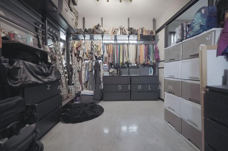 302A Woodlands Street 31, 302A Woodlands Street 31, Admiralty / Woodlands, 2 Bedrooms, 721 sqft, HDB Flat For Sale, by Zameer Serlan, 500271651 - Master Room - PropertyGuru.com.sg