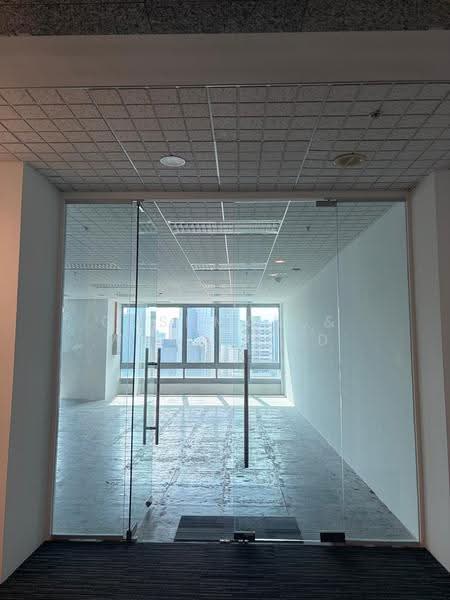 Prudential Tower, 30 Cecil Street, Boat Quay / Raffles Place / Marina, 5,102 sqft, Office For Rent, by GOH LAI PING, ANGIE, 500271657 - Main entrance - CommercialGuru.com.sg