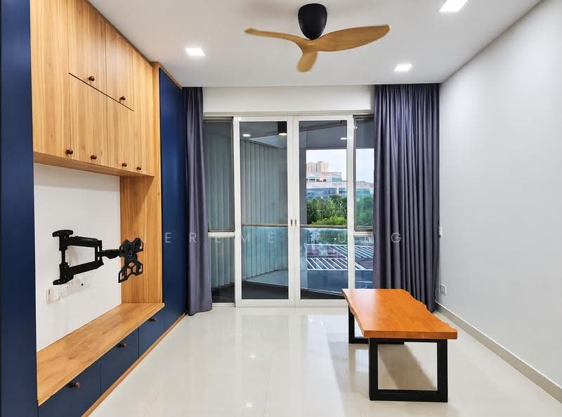Visioncrest, 33 Oxley Rise, Orchard / River Valley, 2 Bedrooms, 893 sqft, Condominium For Rent, by Jereme Pung, 500271661 - Living Room - PropertyGuru.com.sg