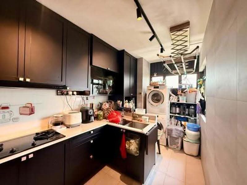 19 Jalan Tenteram, 19 Jalan Tenteram, Balestier / Toa Payoh, 3 Bedrooms, 1,130 sqft, HDB Flat For Sale, by Jude Teem, 500271697 - Kitchen - PropertyGuru.com.sg