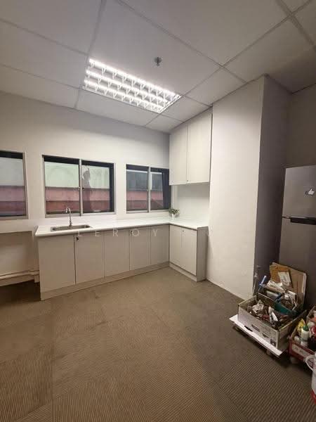Crystal Time Building, 16 Tannery Lane, Macpherson / Potong Pasir, 2,925 sqft, Light Industrial (B1) For Rent, by Leroy Hui, 500271700 - Kitchen - CommercialGuru.com.sg