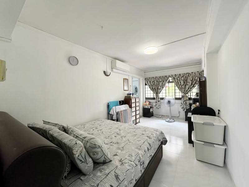 501 Woodlands Drive 14, 501 Woodlands Drive 14, Admiralty / Woodlands, 3 Bedrooms, 1,087 sqft, HDB Flat For Sale, by Risdian Isbintara, 500271702 - Bedroom - PropertyGuru.com.sg