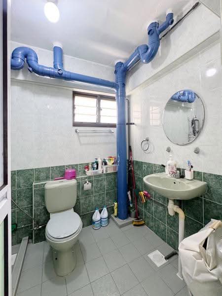 501 Woodlands Drive 14, 501 Woodlands Drive 14, Admiralty / Woodlands, 3 Bedrooms, 1,087 sqft, HDB Flat For Sale, by Risdian Isbintara, 500271702 - Bathroom - PropertyGuru.com.sg