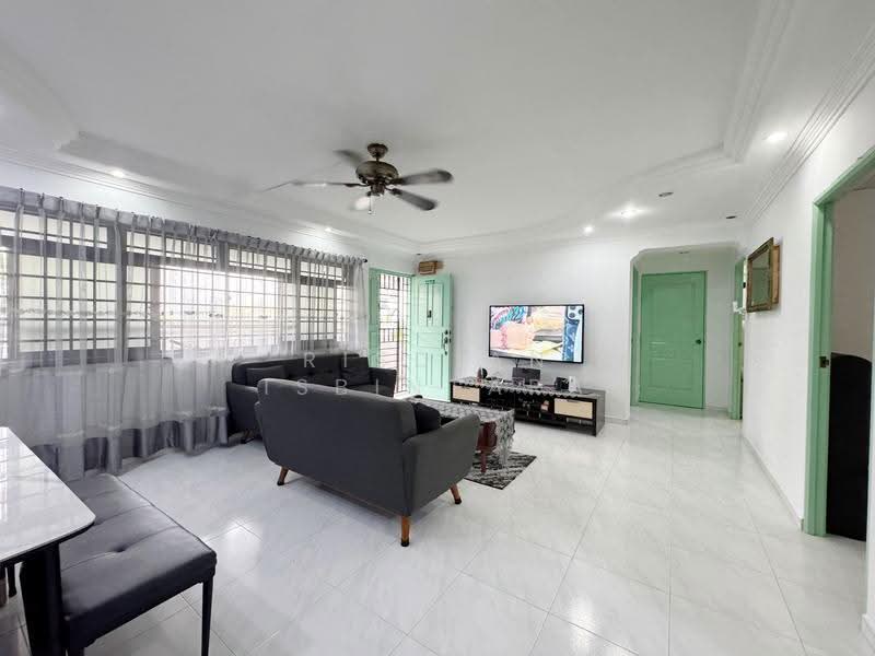 501 Woodlands Drive 14, 501 Woodlands Drive 14, Admiralty / Woodlands, 3 Bedrooms, 1,087 sqft, HDB Flat For Sale, by Risdian Isbintara, 500271702 - Living Room - PropertyGuru.com.sg
