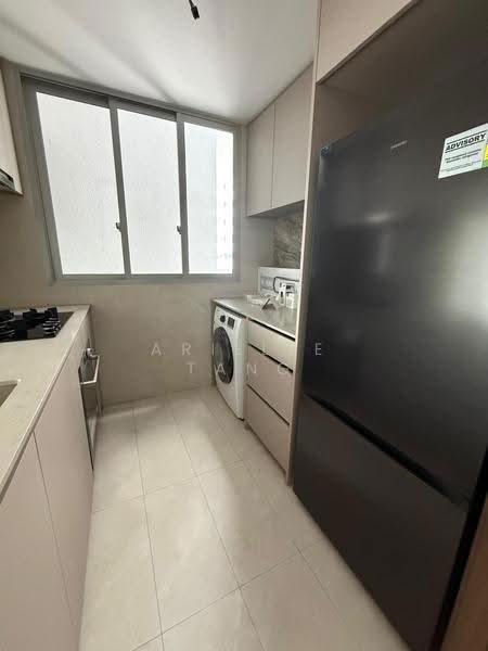 Grand Dunman, 16 Dunman Road, East Coast / Marine Parade, 3 Bedrooms, 958 sqft, Condominium For Sale, by Arielle Tang, 500271704 - Kitchen - PropertyGuru.com.sg