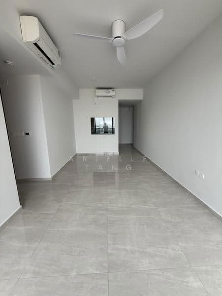 Grand Dunman, 16 Dunman Road, East Coast / Marine Parade, 3 Bedrooms, 958 sqft, Condominium For Sale, by Arielle Tang, 500271704 - Living Room - PropertyGuru.com.sg