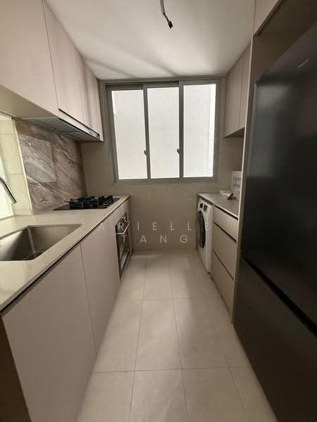 Grand Dunman, 16 Dunman Road, East Coast / Marine Parade, 3 Bedrooms, 958 sqft, Condominium For Sale, by Arielle Tang, 500271704 - Kitchen - PropertyGuru.com.sg