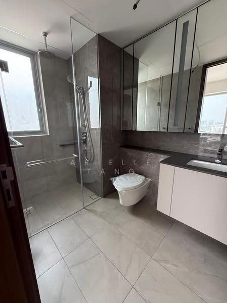 Grand Dunman, 16 Dunman Road, East Coast / Marine Parade, 3 Bedrooms, 958 sqft, Condominium For Sale, by Arielle Tang, 500271704 - Bathroom - PropertyGuru.com.sg