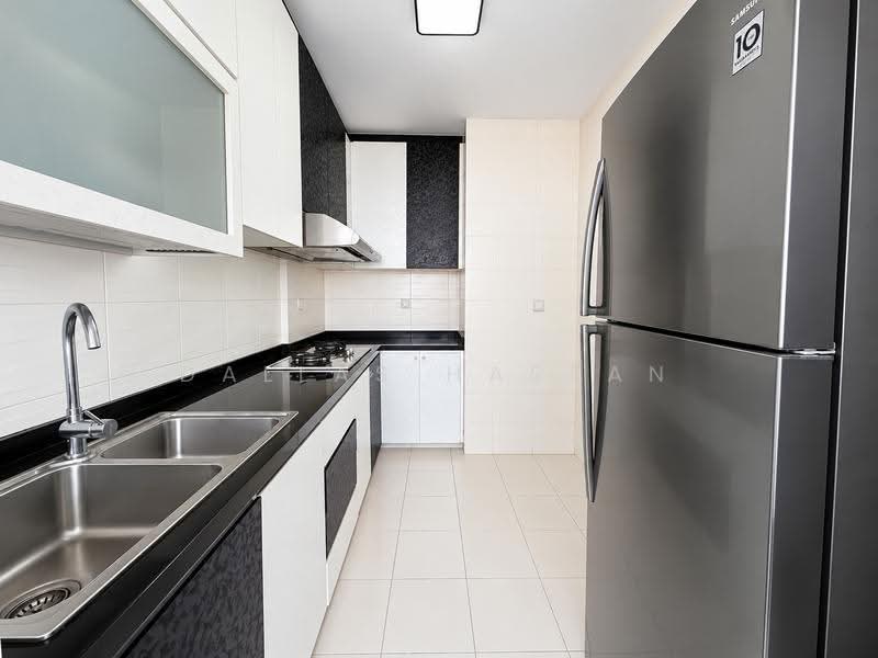 208A Punggol Place, 208A Punggol Place, Hougang / Punggol / Sengkang, 2 Bedrooms, 721 sqft, HDB Flat For Sale, by Dallas Hassan, 500271707 - Kitchen - PropertyGuru.com.sg