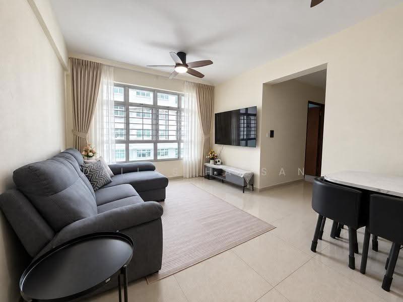 208A Punggol Place, 208A Punggol Place, Hougang / Punggol / Sengkang, 2 Bedrooms, 721 sqft, HDB Flat For Sale, by Dallas Hassan, 500271707 - Living Room - PropertyGuru.com.sg