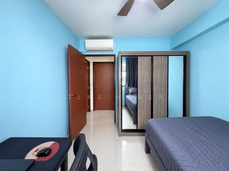 208A Punggol Place, 208A Punggol Place, Hougang / Punggol / Sengkang, 2 Bedrooms, 721 sqft, HDB Flat For Sale, by Dallas Hassan, 500271707 - Bedroom - PropertyGuru.com.sg
