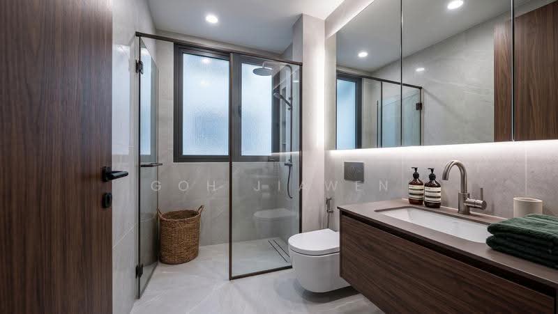 Spacious 5 Bedroom Perfect for Big Families and Mulit-Gen Living, Sembawang / Yishun, 5 Bedrooms, 1,722 sqft, Executive Condominium For Sale, by Goh Jiawen, 500271731 - Bathroom - PropertyGuru.com.sg