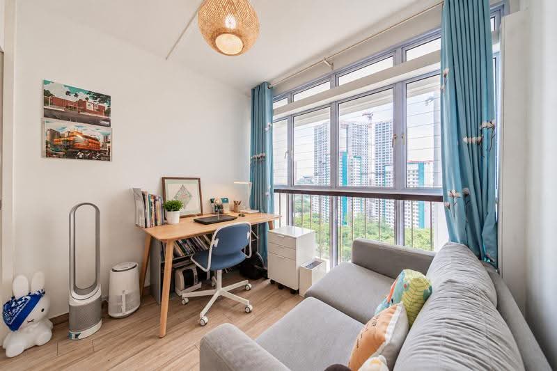 20 Holland Drive, 20 Holland Drive, Tanglin / Holland / Bukit Timah, 3 Bedrooms, 1,259 sqft, HDB Flat For Sale, by Justin Chan, 500271741 - Study - PropertyGuru.com.sg