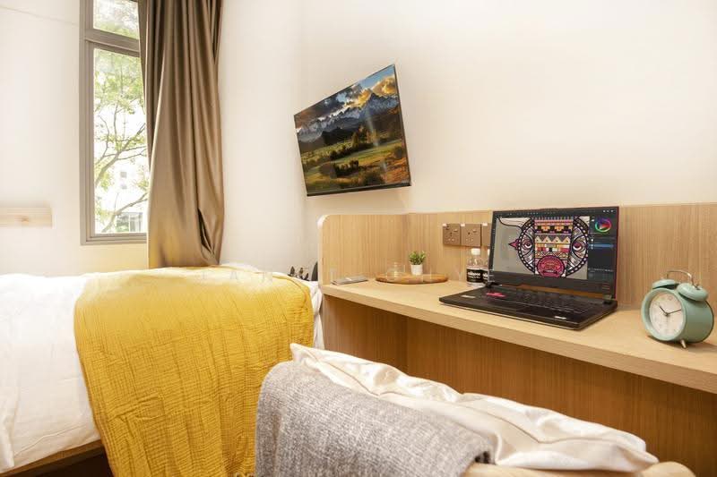 2 mount elizabeth link, 2 mount elizabeth link, Orchard / River Valley, Room Rental, 180 sqft, Condominium For Rent, by Janet Chye, 500271746 - MASTER SINGLE - PropertyGuru.com.sg