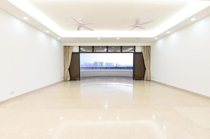 Regency Park, 3 Nathan Road, Tanglin / Holland / Bukit Timah, 4 Bedrooms, 365,014 sqft, Condominium For Rent, by Debra Teng, 500271754 - Balcony - PropertyGuru.com.sg