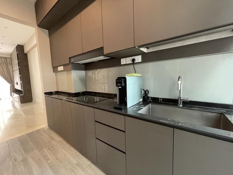 Chestnut Residences, 2 Jalan Emas Urai, Dairy Farm / Bukit Panjang / Choa Chu Kang, 4 Bedrooms, 3,498 sqft, Terraced House For Rent, by Arun Kumar, 500271762 - Kitchen - PropertyGuru.com.sg