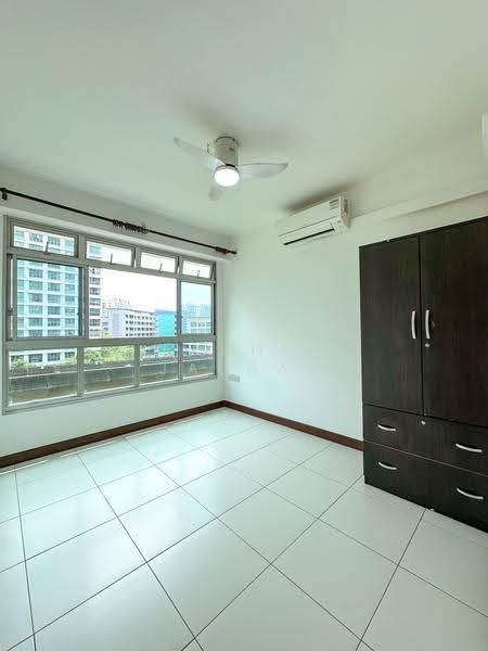 615A Edgefield Plains, 615A Edgefield Plains, Hougang / Punggol / Sengkang, 3 Bedrooms, 990 sqft, HDB Flat For Sale, by Fadhil Jabbar, 500271767 - Interior - PropertyGuru.com.sg