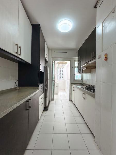 615A Edgefield Plains, 615A Edgefield Plains, Hougang / Punggol / Sengkang, 3 Bedrooms, 990 sqft, HDB Flat For Sale, by Fadhil Jabbar, 500271767 - Kitchen - PropertyGuru.com.sg