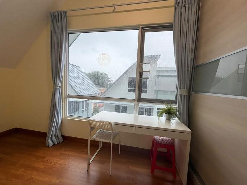Hillsgrove, 5 Hillside Drive, Hougang / Punggol / Sengkang, Room Rental, 150 sqft, Semi-Detached House For Rent, by Pristine Lim, 500271768 - Study - PropertyGuru.com.sg