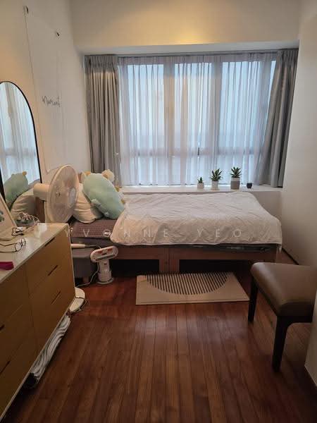 iResidences, 20 Irrawaddy Road, Balestier / Toa Payoh, 2 Bedrooms, 1,066 sqft, Condominium For Rent, by YvoNne Yeo, 500271770 - Bedroom - PropertyGuru.com.sg