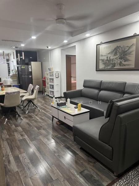 401 Fajar Road, 401 Fajar Road, Dairy Farm / Bukit Panjang / Choa Chu Kang, 4 Bedrooms, 1,313 sqft, HDB Flat For Sale, by Sally Koh, 500271772 - Living Room - PropertyGuru.com.sg