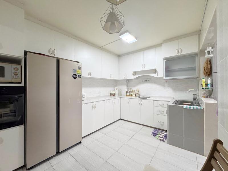 166 Gangsa Road, 166 Gangsa Road, Dairy Farm / Bukit Panjang / Choa Chu Kang, 4 Bedrooms, 1,313 sqft, HDB Flat For Sale, by Risdian Isbintara, 500271776 - Kitchen - PropertyGuru.com.sg