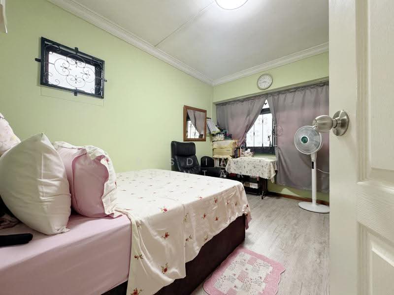 166 Gangsa Road, 166 Gangsa Road, Dairy Farm / Bukit Panjang / Choa Chu Kang, 4 Bedrooms, 1,313 sqft, HDB Flat For Sale, by Risdian Isbintara, 500271776 - Bedroom - PropertyGuru.com.sg