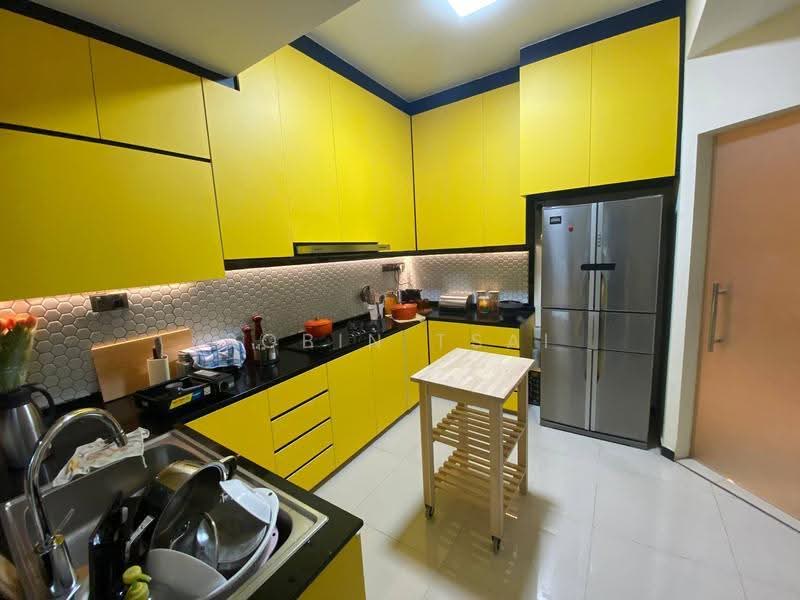 Greenridge, Greenridge Crescent, Clementi Park / Upper Bukit Timah, Room Rental, 150 sqft, Terraced House For Rent, by Robin Tsai, 500271778 - Kitchen - PropertyGuru.com.sg