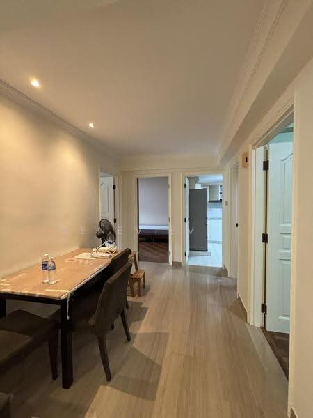 Escada View, 53 Lengkong Empat, Eunos / Geylang / Paya Lebar, 3 Bedrooms, 1,200 sqft, Condominium For Rent, by Genevieve ., 500271783 - Corridor - PropertyGuru.com.sg