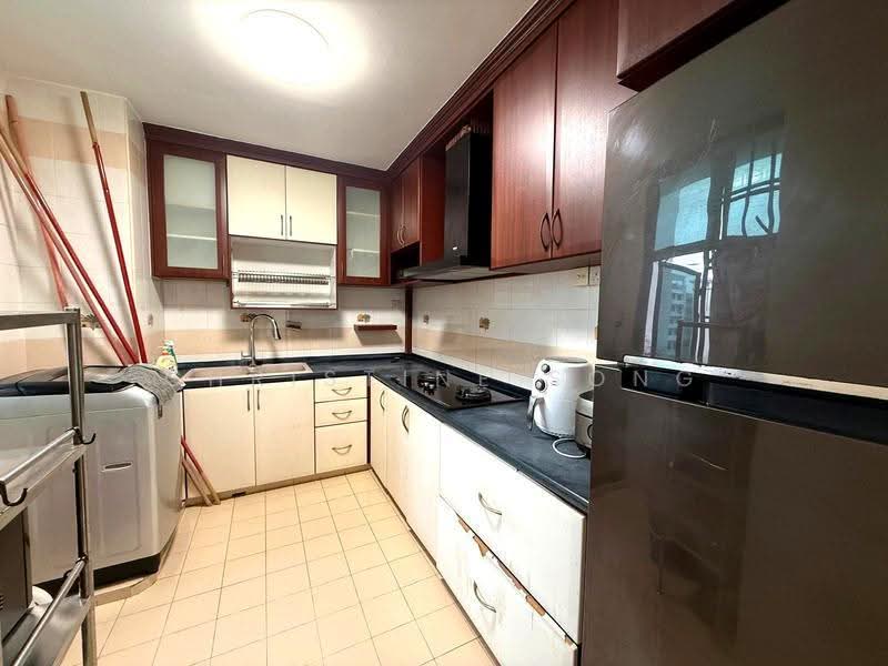 688A Woodlands Drive 75, 688A Woodlands Drive 75, Admiralty / Woodlands, 3 Bedrooms, 969 sqft, HDB Flat For Rent, by Christine Song, 500271785 - Kitchen - PropertyGuru.com.sg