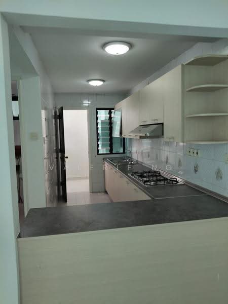 Hume Park I, 1 Hume Avenue, Clementi Park / Upper Bukit Timah, 2 Bedrooms, 904 sqft, Condominium For Sale, by Valerie Ng, 500271786 - Kitchen - PropertyGuru.com.sg