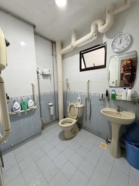 359B Admiralty Drive, 359B Admiralty Drive, Sembawang / Yishun, Room Rental, 100 sqft, HDB Flat For Rent, by Joanna Ko, 500271789 - Bathroom - PropertyGuru.com.sg