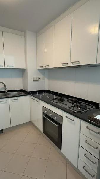 Meraprime, 301 Jalan Bukit Ho Swee, Alexandra / Commonwealth, 3 Bedrooms, 1,173 sqft, Condominium For Sale, by Nicole Fan, 500271793 - Kitchen - PropertyGuru.com.sg