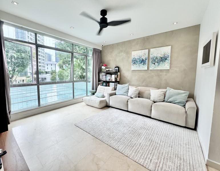 Newton 21 (Former Newton Euro-Asia), 21 Newton Road, Newton / Novena, 3 Bedrooms, 1,184 sqft, Apartment For Sale, by Shiwei Kwong, 500271803 - Living Room - PropertyGuru.com.sg