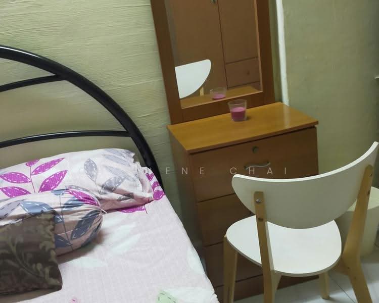 626 Hougang Avenue 8, 626 Hougang Avenue 8, Hougang / Punggol / Sengkang, Room Rental, 120 sqft, HDB Flat For Rent, by Charlene Chai, 500271805 - Bedroom - PropertyGuru.com.sg