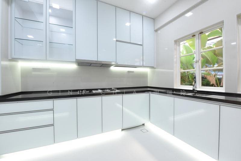 Gentle Villas, Gentle Drive, Newton / Novena, 5 Bedrooms, 7,382 sqft, Semi-Detached House For Rent, by Ginn Chia 谢佩玲, 500271822 - Kitchen - PropertyGuru.com.sg