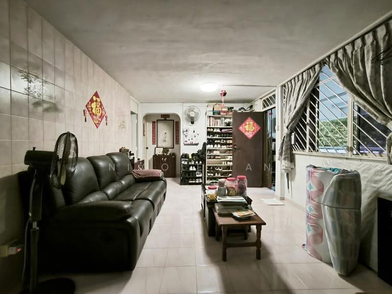 48 Lengkok Bahru, 48 Lengkok Bahru, Alexandra / Commonwealth, 3 Bedrooms, 904 sqft, HDB Flat For Sale, by Nicole Tan, 500271826 - Living Room - PropertyGuru.com.sg