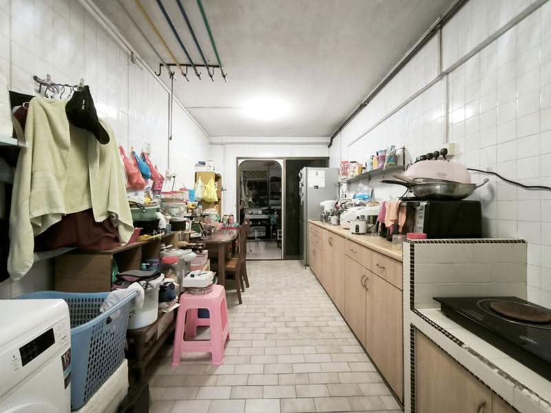 48 Lengkok Bahru, 48 Lengkok Bahru, Alexandra / Commonwealth, 3 Bedrooms, 904 sqft, HDB Flat For Sale, by Nicole Tan, 500271826 - Kitchen - PropertyGuru.com.sg