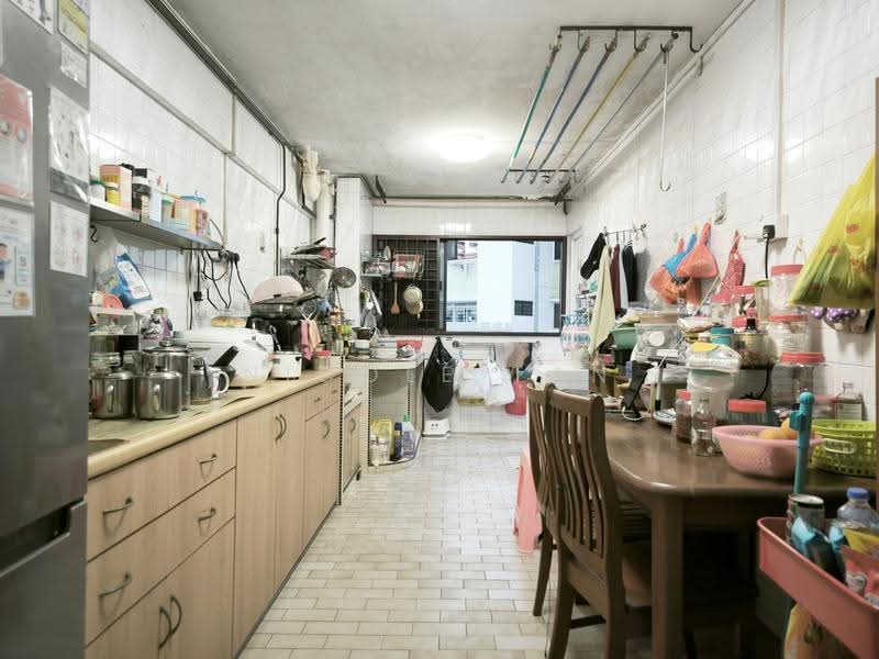 48 Lengkok Bahru, 48 Lengkok Bahru, Alexandra / Commonwealth, 3 Bedrooms, 904 sqft, HDB Flat For Sale, by Nicole Tan, 500271826 - Kitchen - PropertyGuru.com.sg