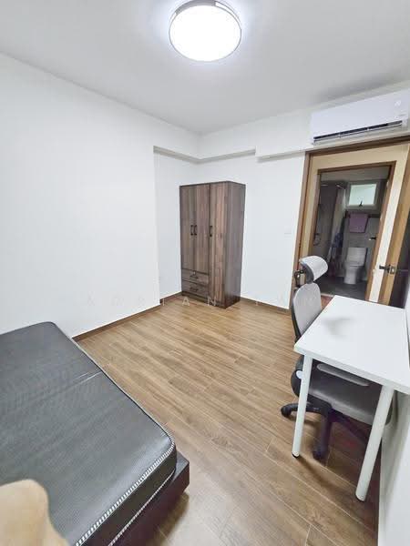224B Mount Vernon Road, , Room Rental, 90 sqft, HDB Flat For Rent, by Adrian Tan, 500271828 - Bedroom - PropertyGuru.com.sg