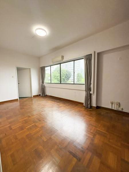 4-Bedroom Home for Rent, Minutes from Orchard Road, Orchard / River Valley, 4 Bedrooms, 2,788 sqft, Apartment For Rent, by Homer Lau, 500271838 - Living Room - PropertyGuru.com.sg
