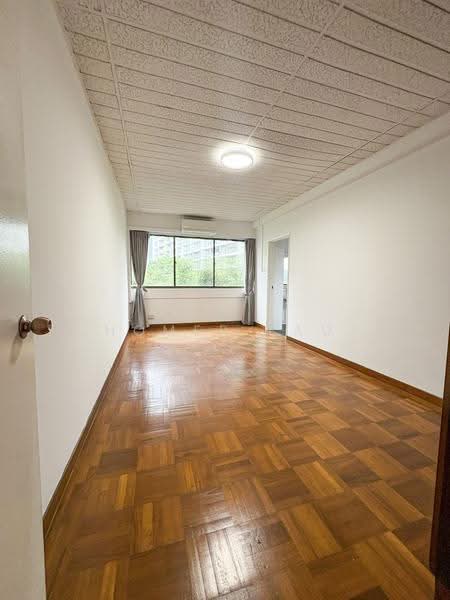 4-Bedroom Home for Rent, Minutes from Orchard Road, Orchard / River Valley, 4 Bedrooms, 2,788 sqft, Apartment For Rent, by Homer Lau, 500271838 - Living Room - PropertyGuru.com.sg