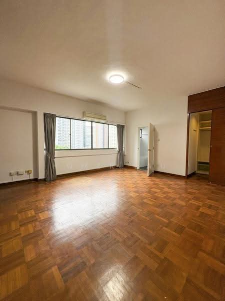 4-Bedroom Home for Rent, Minutes from Orchard Road, Orchard / River Valley, 4 Bedrooms, 2,788 sqft, Apartment For Rent, by Homer Lau, 500271838 - Living Room - PropertyGuru.com.sg