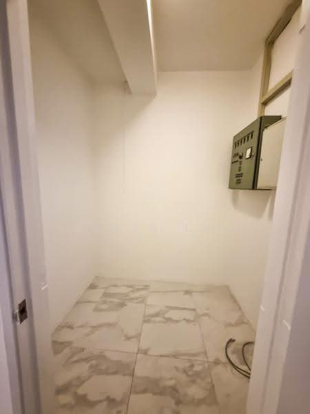 4-Bedroom Home for Rent, Minutes from Orchard Road, Orchard / River Valley, 4 Bedrooms, 2,788 sqft, Apartment For Rent, by Homer Lau, 500271838 - Interior - PropertyGuru.com.sg