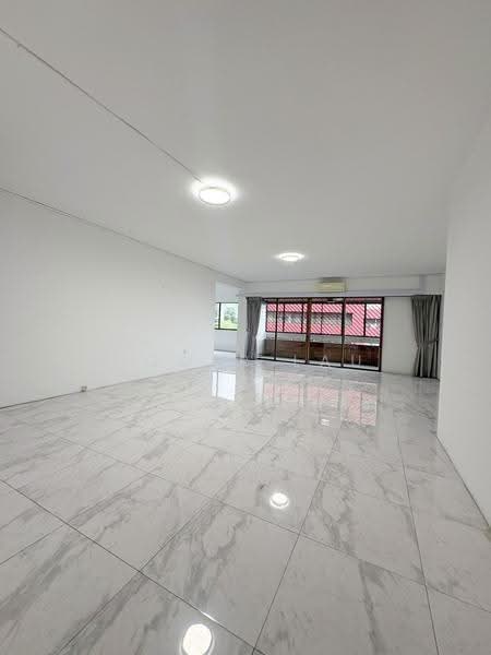 4-Bedroom Home for Rent, Minutes from Orchard Road, Orchard / River Valley, 4 Bedrooms, 2,788 sqft, Apartment For Rent, by Homer Lau, 500271838 - Living Room - PropertyGuru.com.sg