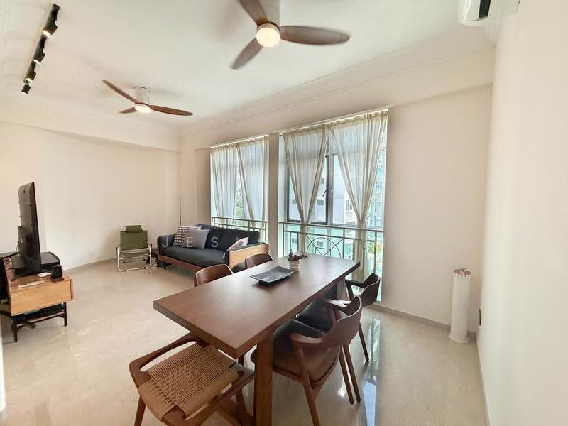 FREEHOLD 2 Bed 2 Bath Near Great World, 20 Kay Poh Road, Tanglin / Holland / Bukit Timah, 2 Bedrooms, 796 sqft, Apartment For Sale, by Jesley Lim, 500271843 - Living Room - PropertyGuru.com.sg