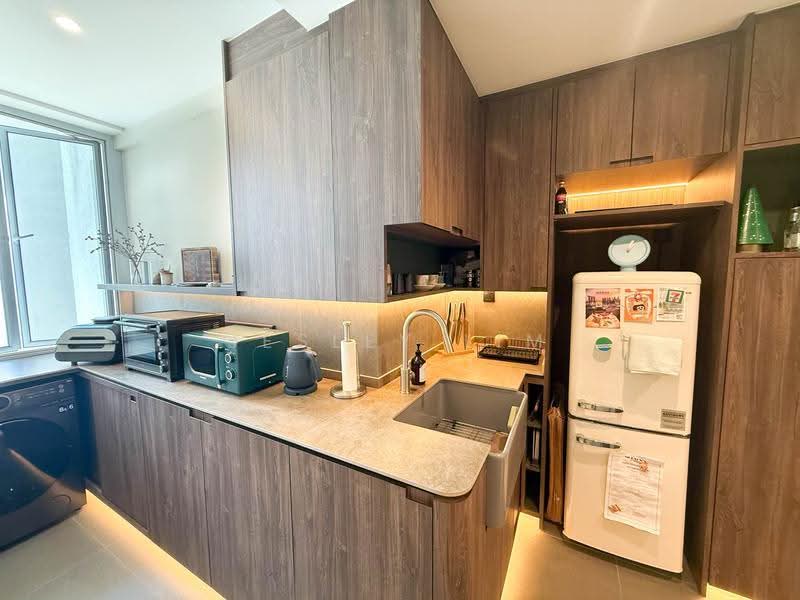 FREEHOLD 2 Bed 2 Bath Near Great World, 20 Kay Poh Road, Tanglin / Holland / Bukit Timah, 2 Bedrooms, 796 sqft, Apartment For Sale, by Jesley Lim, 500271843 - Kitchen - PropertyGuru.com.sg